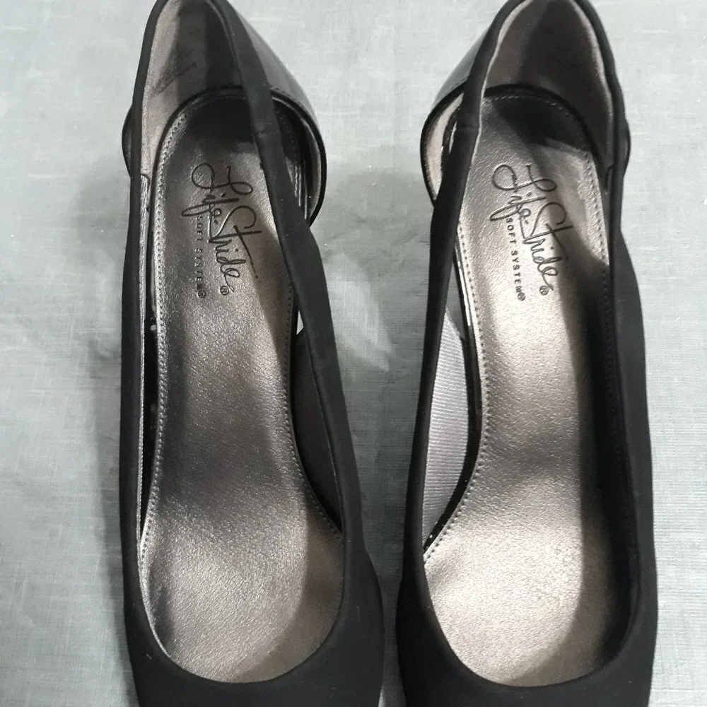 Life Stride Women's Black Heels